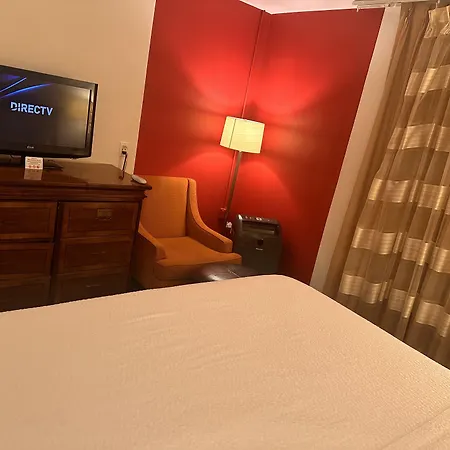 Ramada Downtown By Wyndham Anchorage-2
